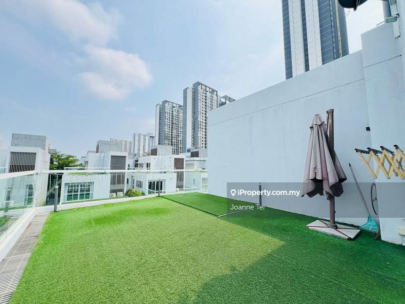 Bungalow House for Sale in Lakefront Villa, Cyberjaya by Joanne Tei - iProperty.com.my