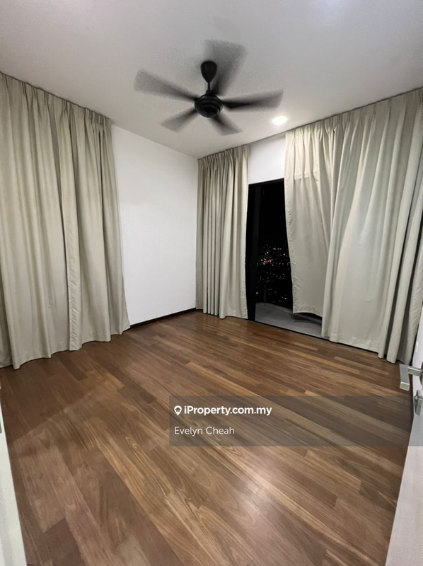 For Sale - Sky Condominium (Skyz Residence)