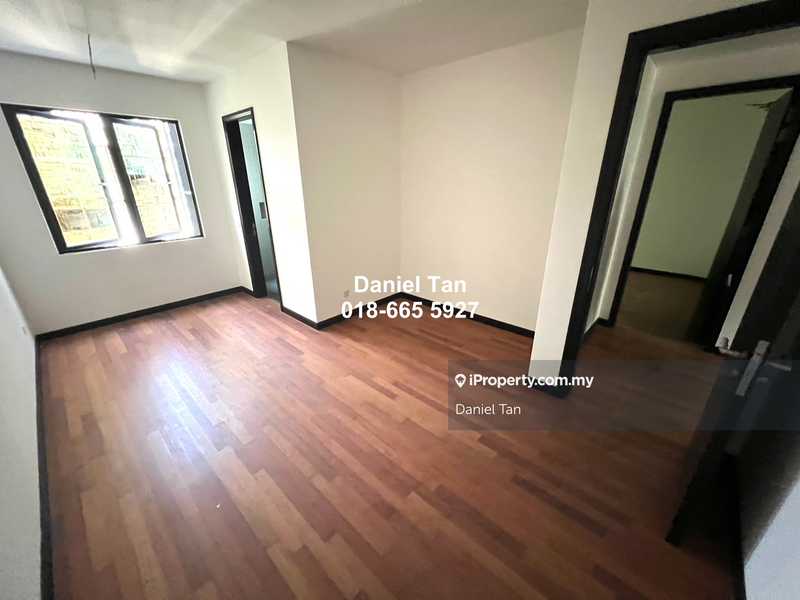 Rumah Berangkai 3.5 Tingkat untuk Dijual di Duta Villa, Setia Alam oleh Daniel Tan - iProperty.com.my