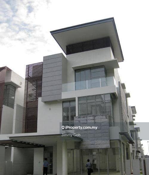 Bungalow House untuk Dijual di Bukit Indah, Ampang oleh Jimmy Goh - iProperty.com.my