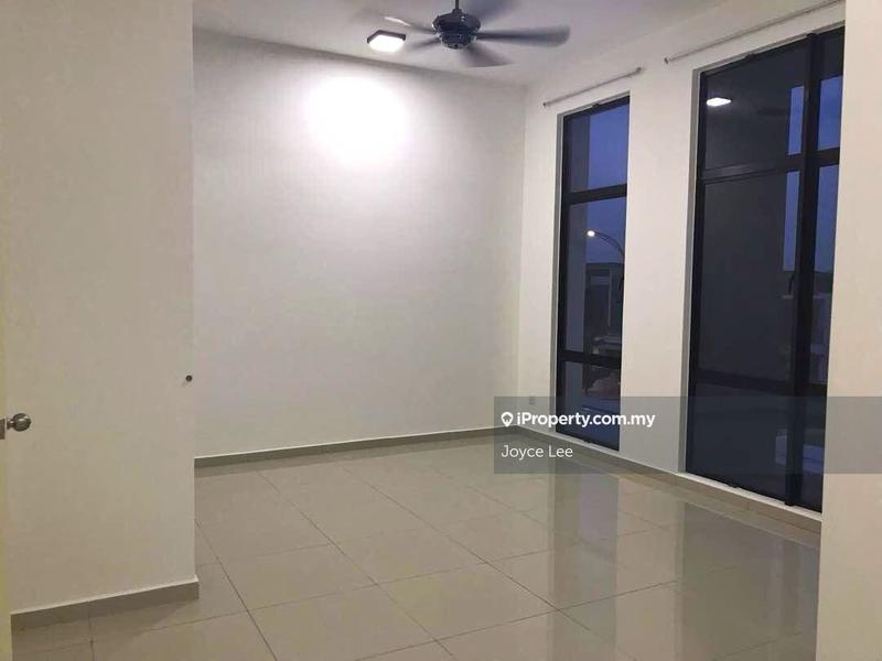 Rumah Berangkai 2 Tingkat untuk Dijual di Setia Ecohill, Semenyih oleh Joyce Lee - iProperty.com.my