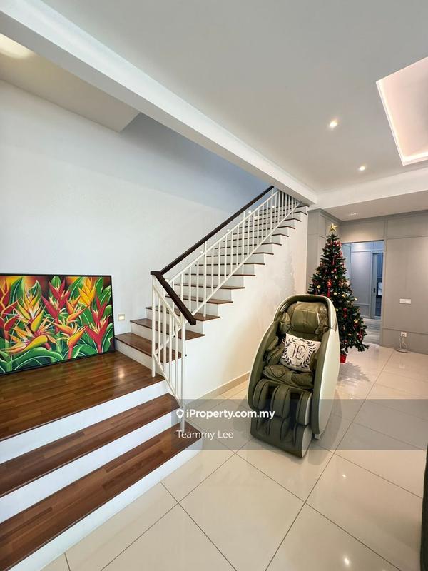 Rumah Berkembar untuk Dijual di Eco Majestic, Semenyih oleh Teammy Lee - iProperty.com.my