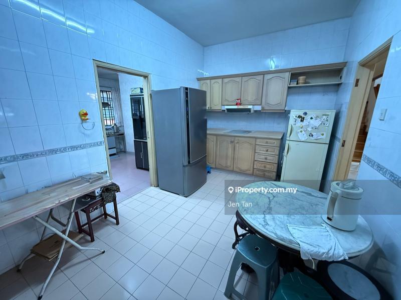 Rumah Berangkai 2 Tingkat untuk Dijual di Bukit Jelutong, Shah Alam oleh Jen Tan - iProperty.com.my