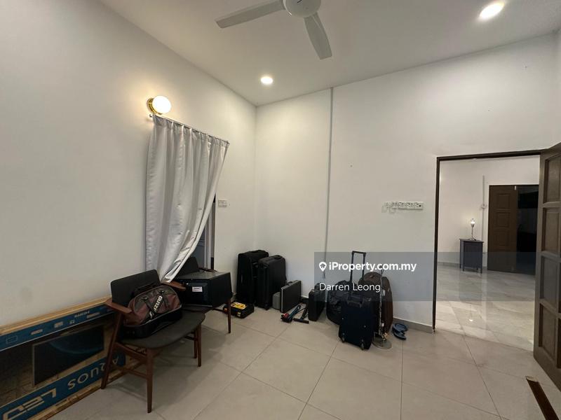 Bungalow House for Sale in Seksyen 3, Petaling Jaya by Darren Leong - iProperty.com.my