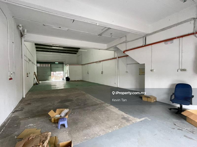 For Sale - 1.5sty 25x100 terrace factory Jalan Tpp 5 Puchong