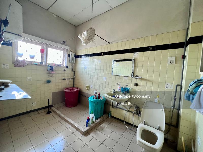 Bungalow House for Sale in Seksyen 16, Petaling Jaya by Bernisa Bon - iProperty.com.my