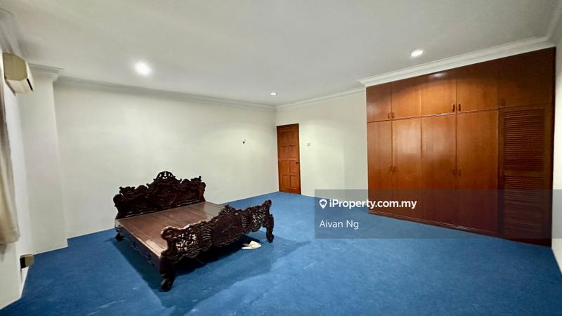 Bungalow House untuk Dijual di Taman Bukit Pantai, Bangsar oleh Aivan Ng - iProperty.com.my