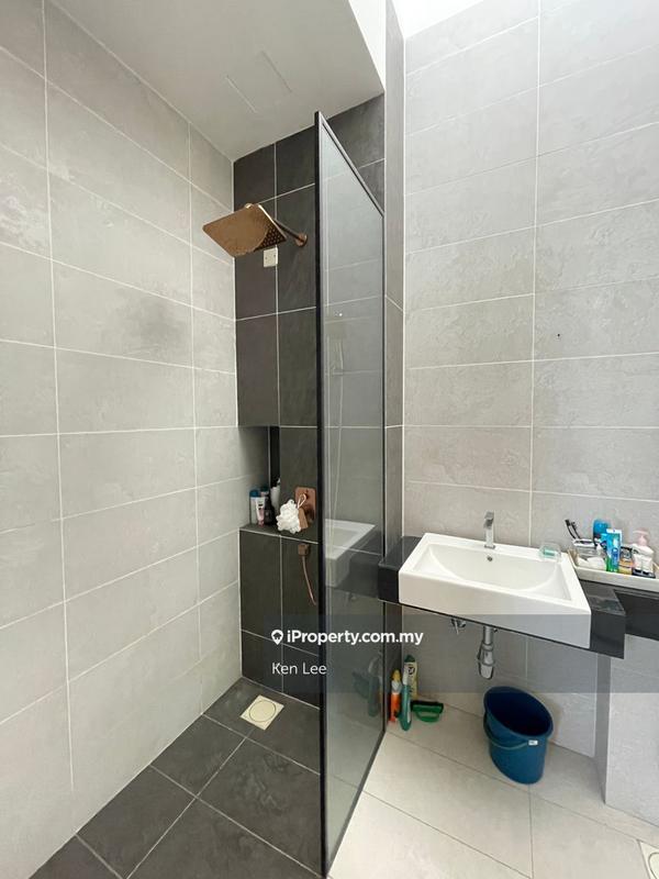 Rumah Berangkai 2 Tingkat untuk Dijual di Eco Majestic, Semenyih oleh Ken Lee - iProperty.com.my