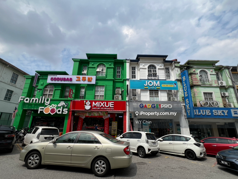 For Sale - 3 STOREY VALUE BUY HIGH TRAFFIC LOCATION,SUBANG JAYA USJ 10, TAIPAN BUSINESS CENTRE