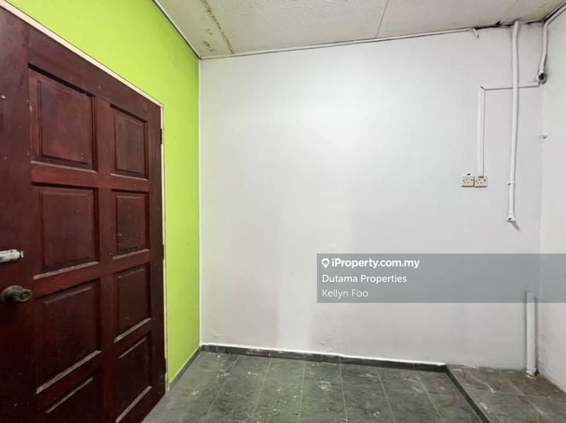 Rumah Berangkai 2 Tingkat untuk Dijual di Taman Tasik Utama, Ayer Keroh oleh Kellyn Foo - iProperty.com.my