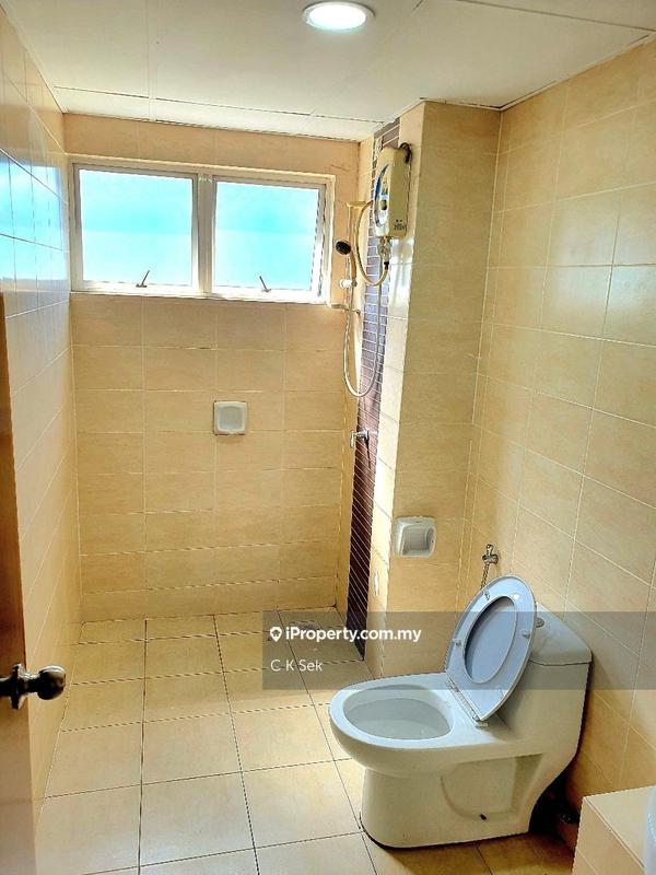 Condominium for Sale in Cova Suites by C K Sek - iProperty.com.my