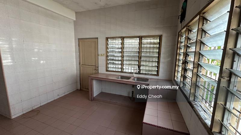 Rumah Teres 2-Tingkat untuk Dijual di Off Jalan Meru, Klang oleh Eddy Cheah - Kitchen - iProperty.com.my