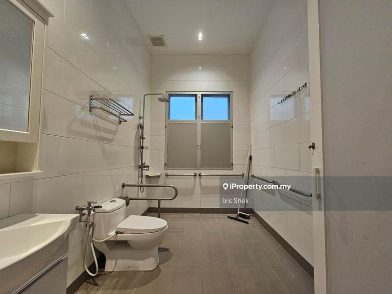 Bungalow House for Sale in Kota Kemuning, Shah Alam by Iris Shek - iProperty.com.my