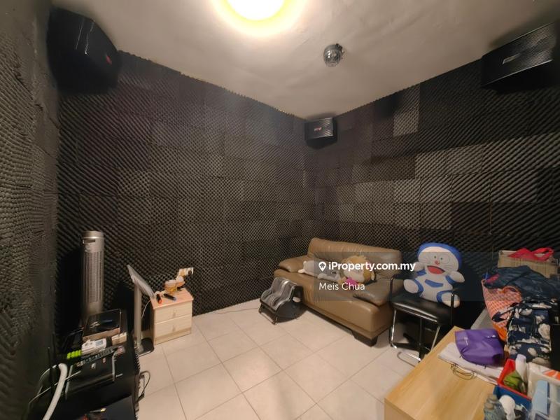 Townhouse for Sale in Taman Lagenda Mas, Cheras by Meis Chua - iProperty.com.my