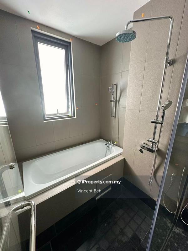 For Rent - Bloomsvale Menara Vista Petaling