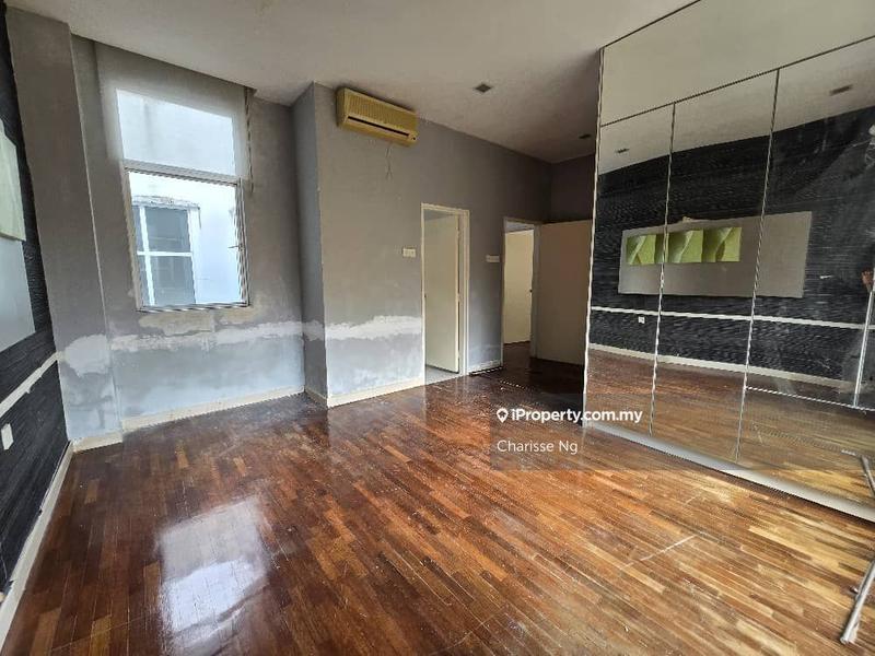 Rumah Berkembar untuk Dijual di Seri Sungai Long, Bandar Sungai Long oleh Charisse Ng - iProperty.com.my