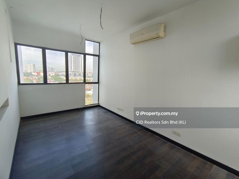 Bungalow House for Sale in Taman Overseas Union (Taman Oug), Jalan Klang Lama (Old Klang Road) by BoBo Lee - iProperty.com.my