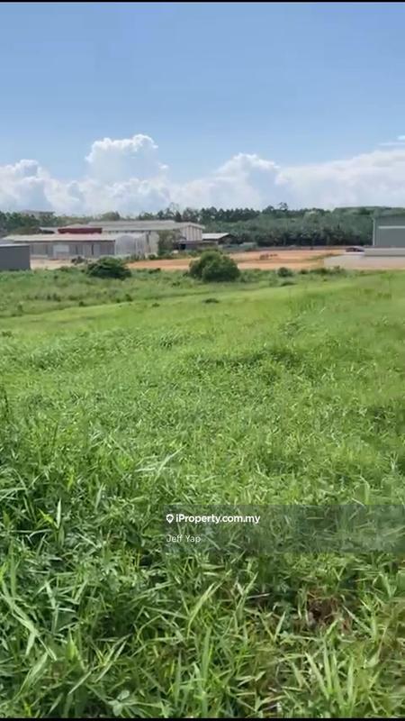 For Sale - seelong jaya