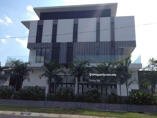 Banglo untuk Dijual di Perdana Lakeview East, Cyberjaya oleh Vicky Ng - iProperty.com.my