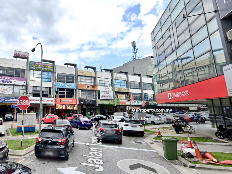 For Sale - 4.2% ROI 3-STOREY CORNER SHOPLOT MATURED AREA