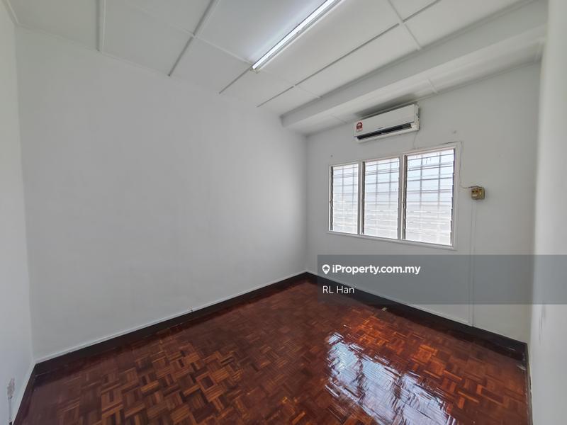 Rumah Teres 2-Tingkat untuk Dijual di Usj 9, Subang Jaya oleh RL Han - iProperty.com.my