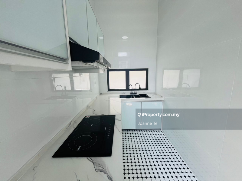 Rumah Teres 3-Tingkat untuk Dijual di Cyberjaya, Selangor oleh Joanne Tei - iProperty.com.my