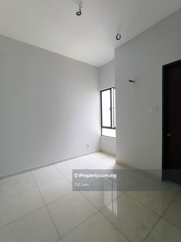 Rumah Berangkai 2 Tingkat untuk Dijual di Kajang East, Semenyih oleh CK Law - iProperty.com.my