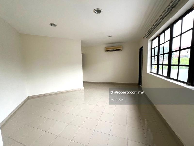 Rumah Berkembar untuk Dijual di Damansara Jaya, Petaling Jaya oleh Ivan Lee - iProperty.com.my