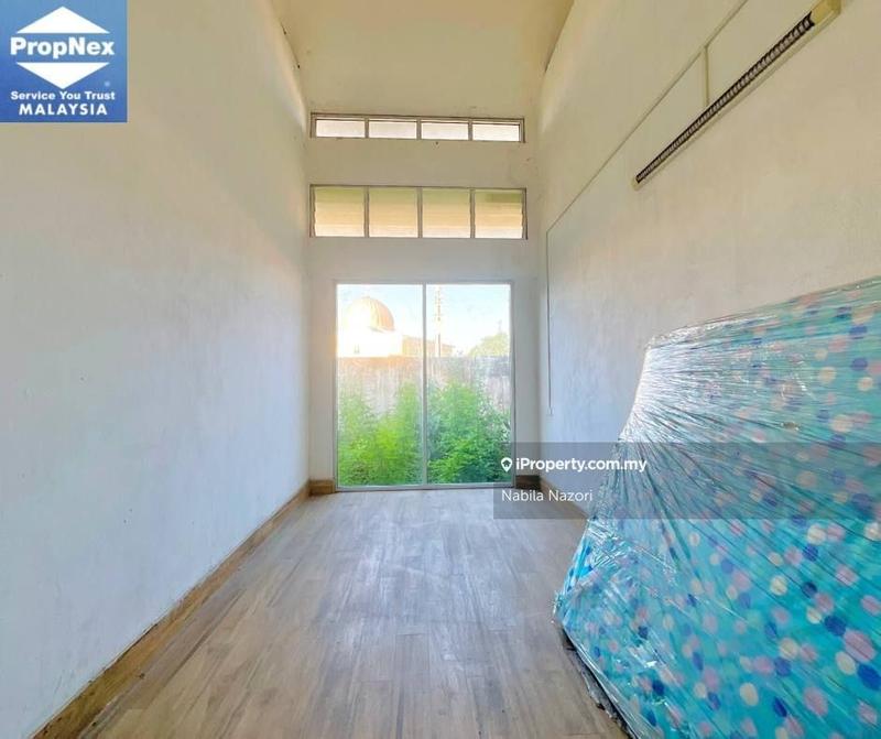 Bungalow House for Sale in Limbat, Kota Bharu by Nabila Nazori - iProperty.com.my