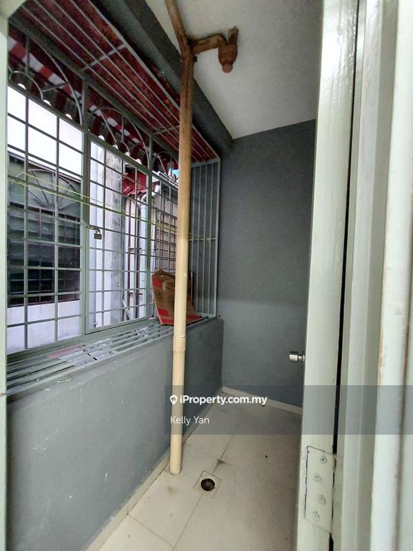 Shop-Office for Sale in Pandan Jaya, Ampang by Kelly Yan Kai Lit - iProperty.com.my