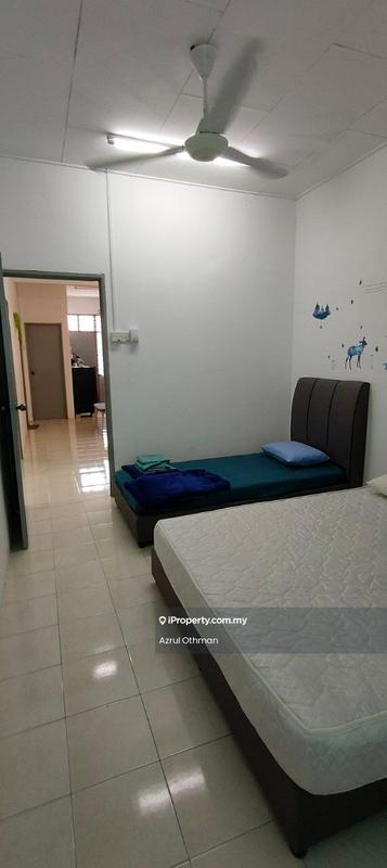 Rumah Teres 1-Tingkat untuk Dijual di Taman Intan Duyung, Port Dickson oleh Azrul Othman - Bedroom - iProperty.com.my