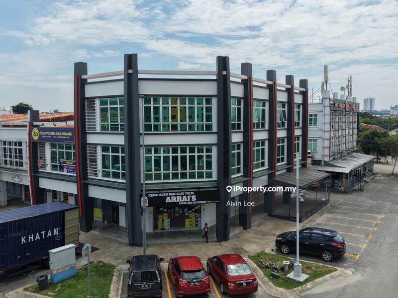 Shop / Office untuk Disewa di Taman Cahaya Alam, Shah Alam oleh Alvin Lee - iProperty.com.my