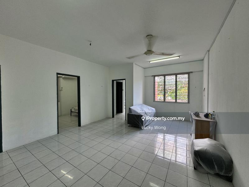 For Sale - Garden Park