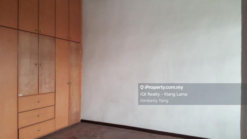 Rumah Berkembar untuk Dijual di Taman Danau Desa, Taman Desa oleh Kimberly Yang - iProperty.com.my