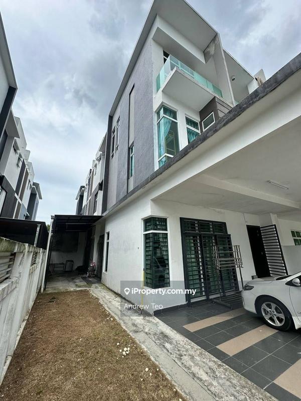 Cluster House for Sale in Taman Nusa Sentral, Iskandar Puteri (Nusajaya) by Andrew Teo - iProperty.com.my