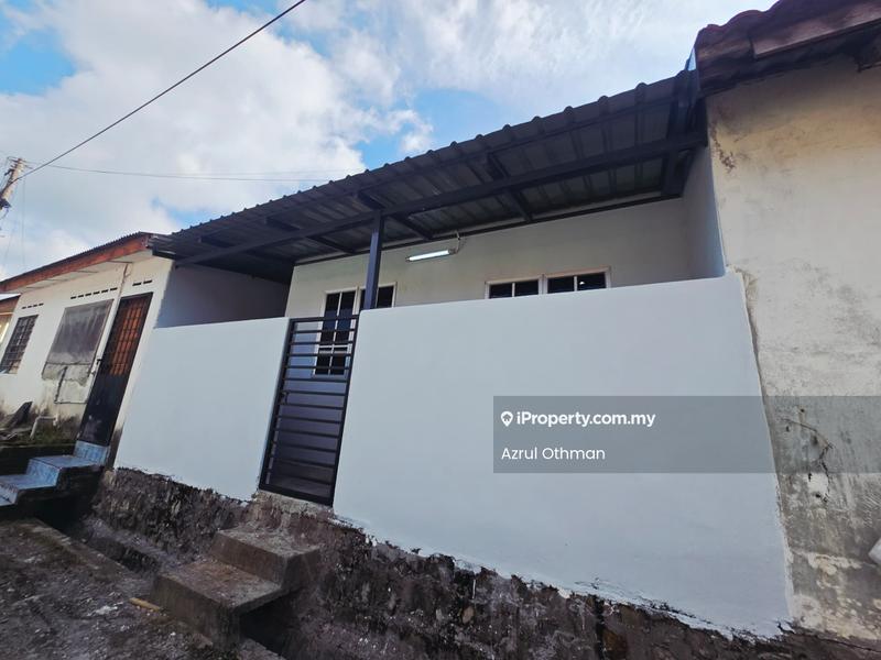 Rumah Teres 1-Tingkat untuk Dijual di Taman Intan Perdana, Port Dickson oleh Azrul Othman - iProperty.com.my