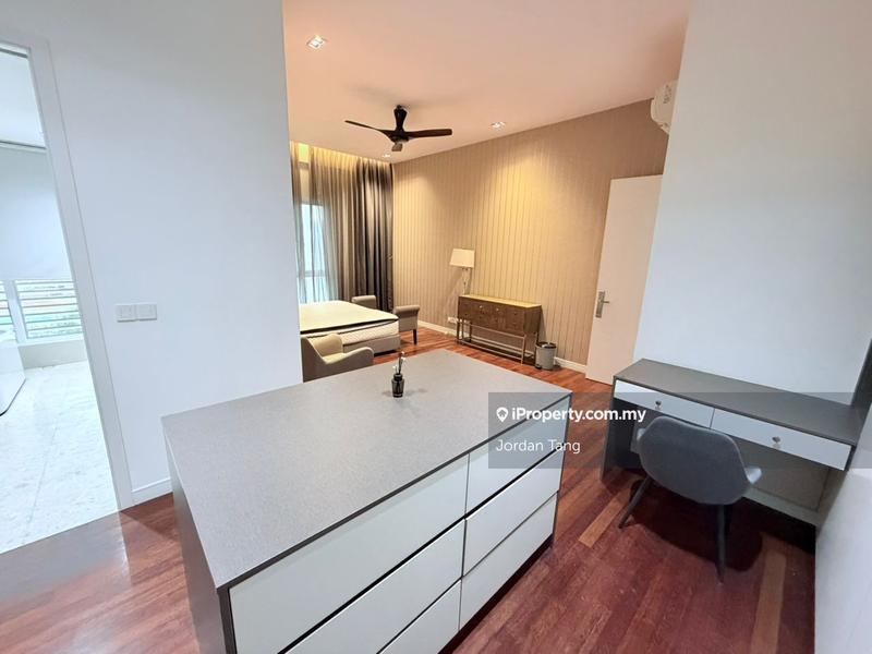 For Rent - Pavilion Hilltop