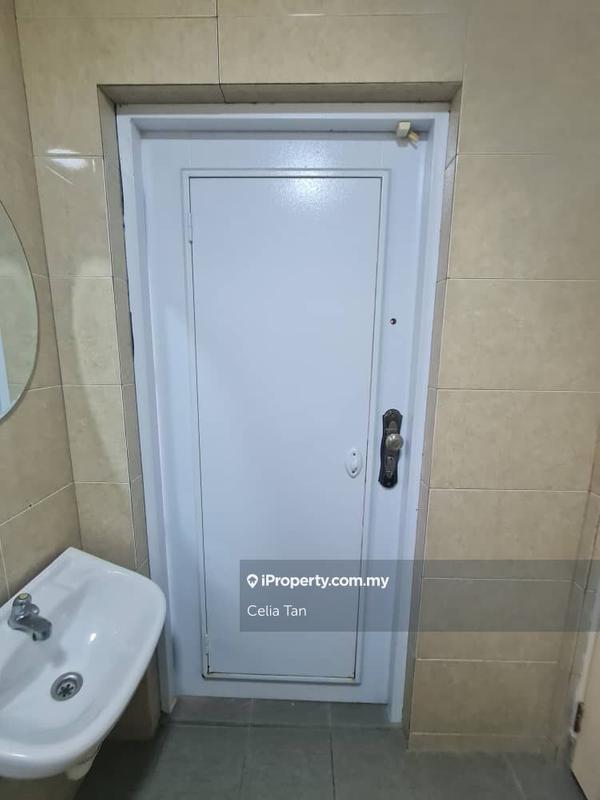 Rumah Berangkai 2 Tingkat untuk Dijual di Usj 11, Subang Jaya oleh Celia Tan - iProperty.com.my