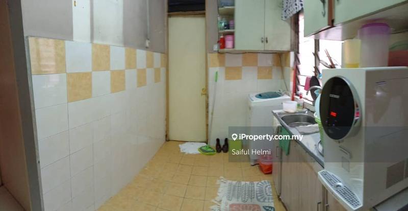 Apartment for Sale in Mentari Court by Saiful Helmi - iProperty.com.my