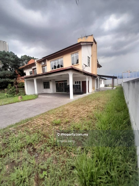 Semi-Detached House for Sale in Taman Overseas Union (Taman Oug), Jalan Klang Lama (Old Klang Road) by Angela pang - iProperty.com.my