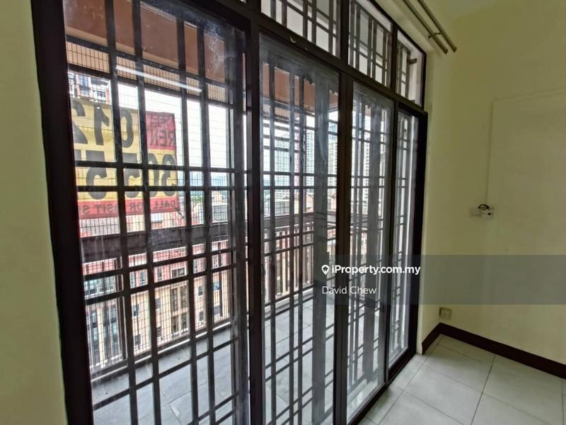 Service Residence for Sale in Diamond Residences by David Chew - iProperty.com.my