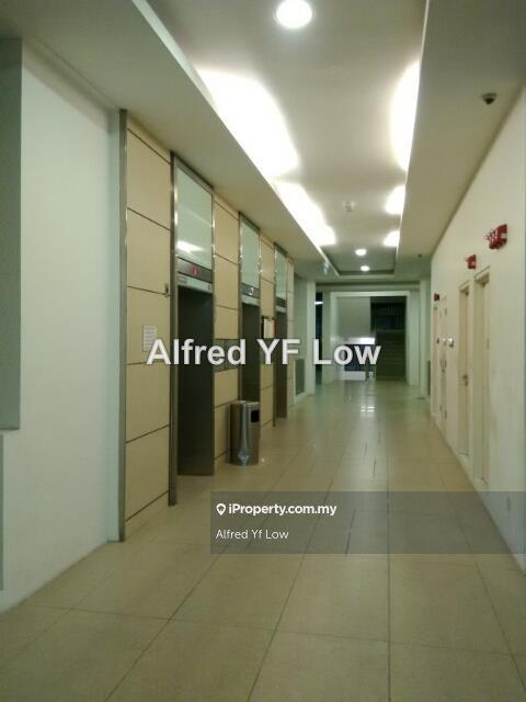 Pangsapuri untuk Dijual di Molek Pine 3 oleh Alfred Yf Low - iProperty.com.my