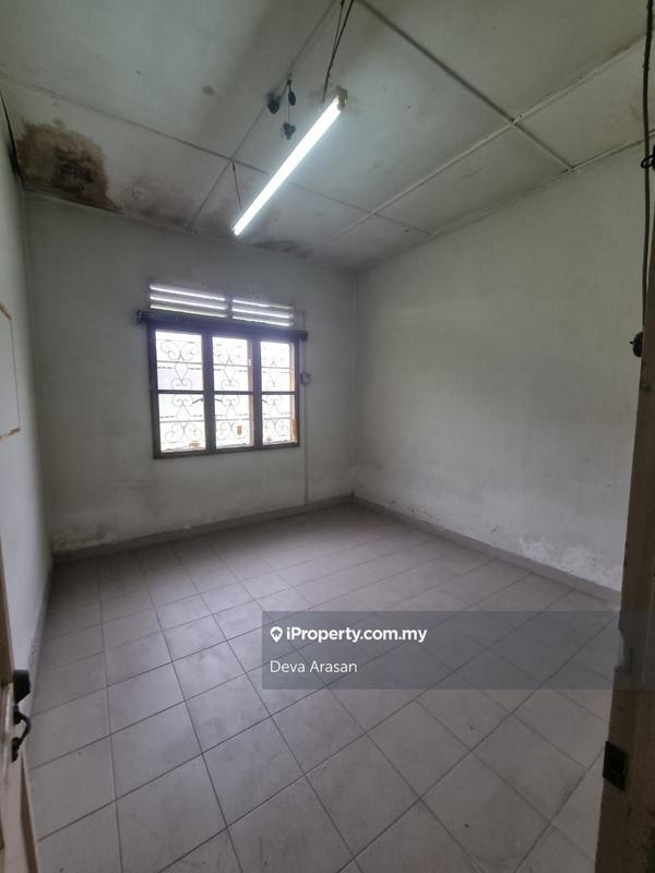 Rumah Berkembar untuk Dijual di Seksyen 6, Petaling Jaya oleh Deva Arasan - iProperty.com.my