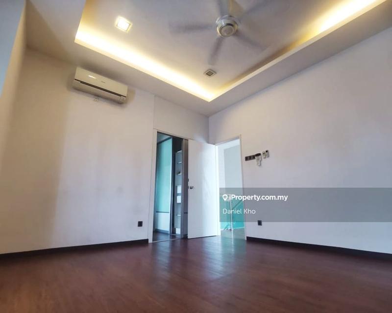 Rumah Berangkai 2 Tingkat untuk Dijual di Kemuning Utama, Shah Alam oleh Daniel Kho - iProperty.com.my