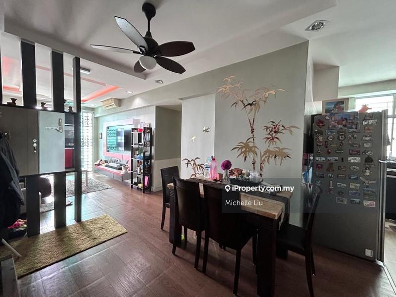 For Sale - Pinang Laguna