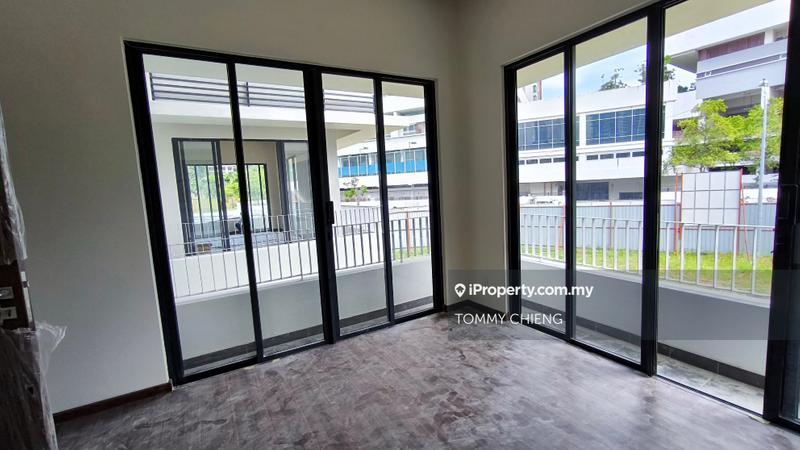 Rumah Berangkai 3 Tingkat untuk Dijual di Happy Garden, Kuchai Lama oleh TOMMY CHIENG - iProperty.com.my