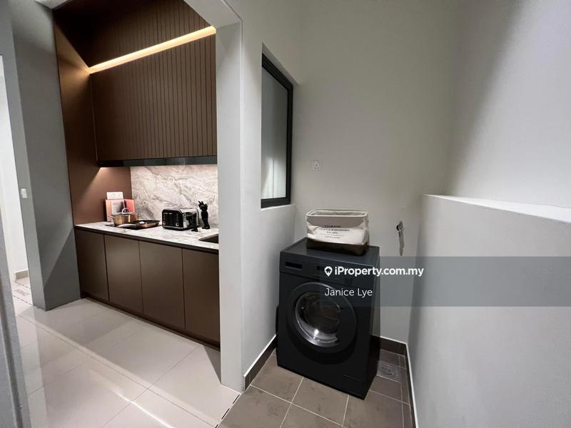 Kediaman Servis untuk Dijual di M Nova oleh Janice Lye - iProperty.com.my
