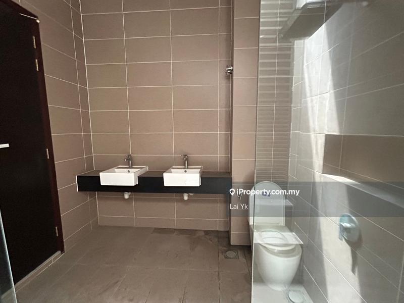Semi-Detached House for Sale in Putra Heights, Subang Jaya by Lai Yk - iProperty.com.my
