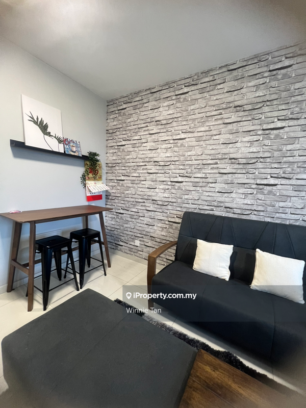 For Sale - Country Garden Central Park