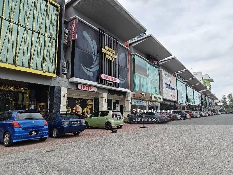 For Sale - Kota Syahbandar 3 Storey Shoplot Facing Main Road For Sale